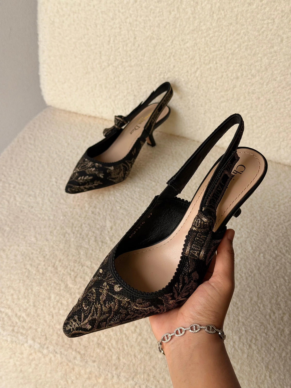J'Adior Slingback Pump