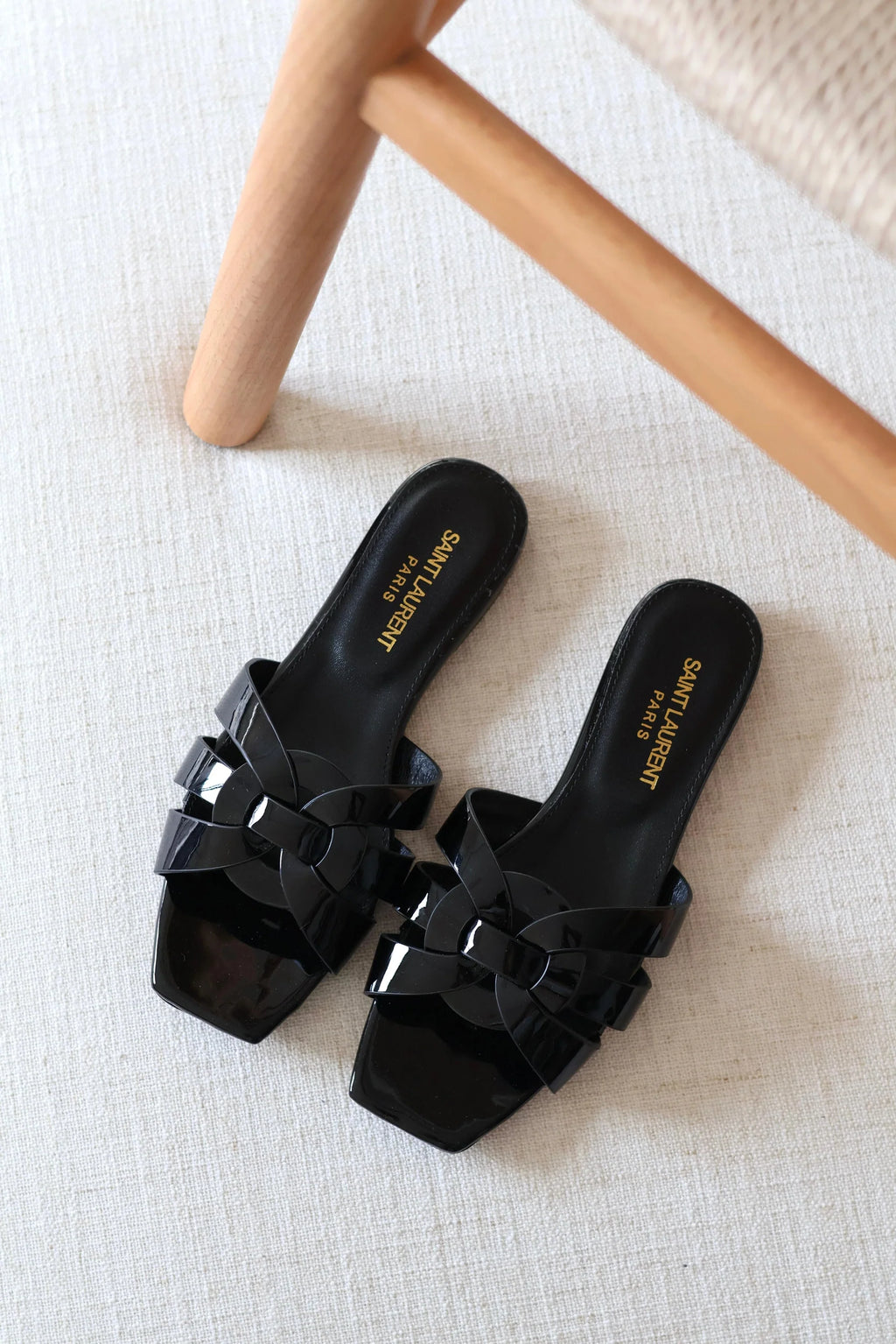 Saint Laurent Tribute Flat
