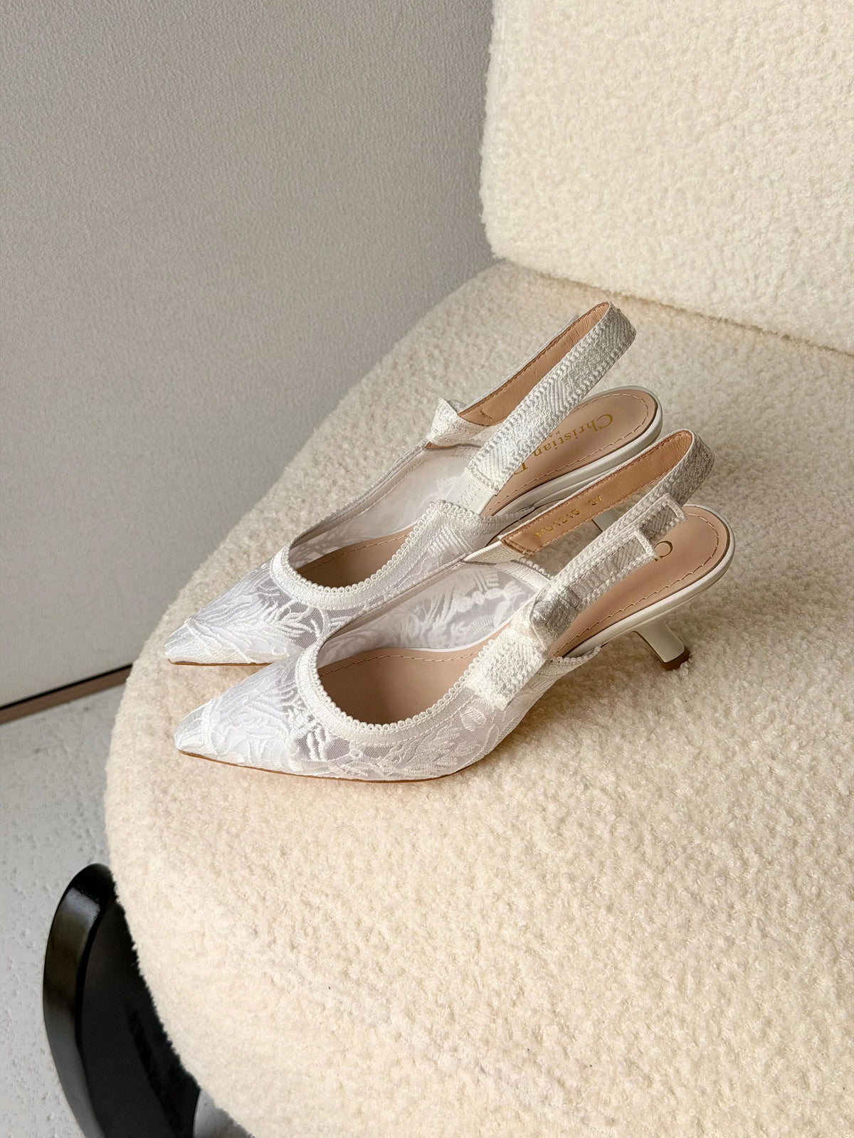 J'Adior Slingback Pump