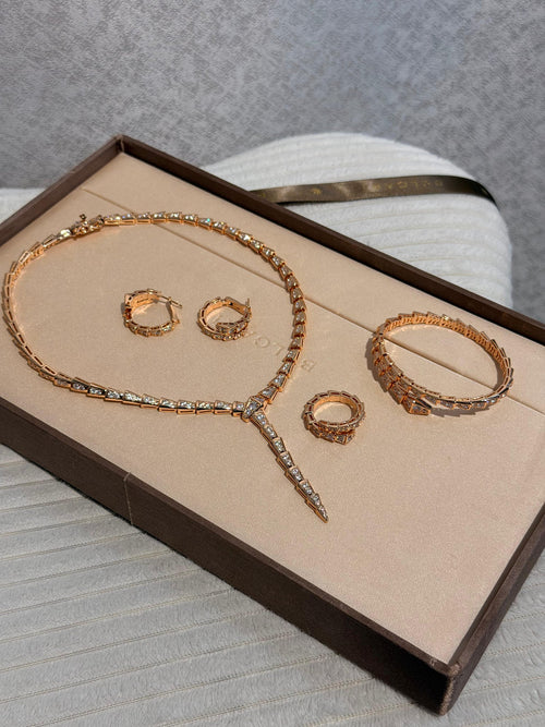Bvlgari Serpenti set