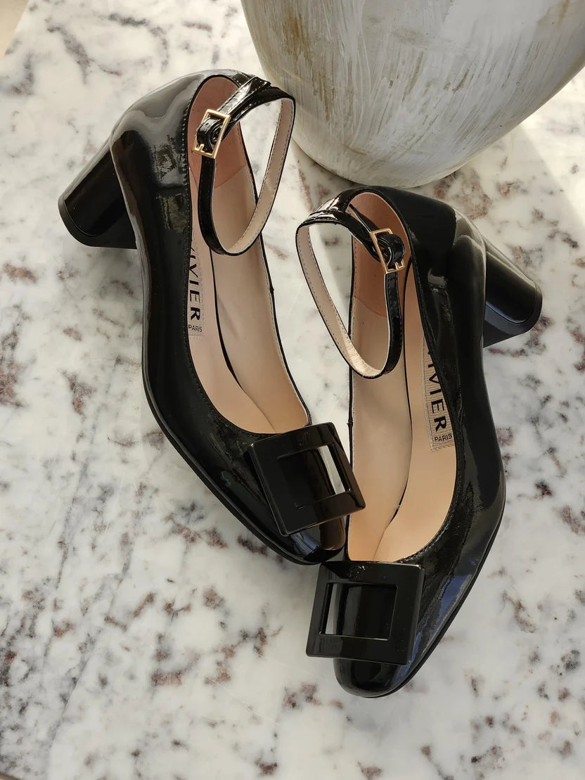 Roger Vivier Buckled Pumps