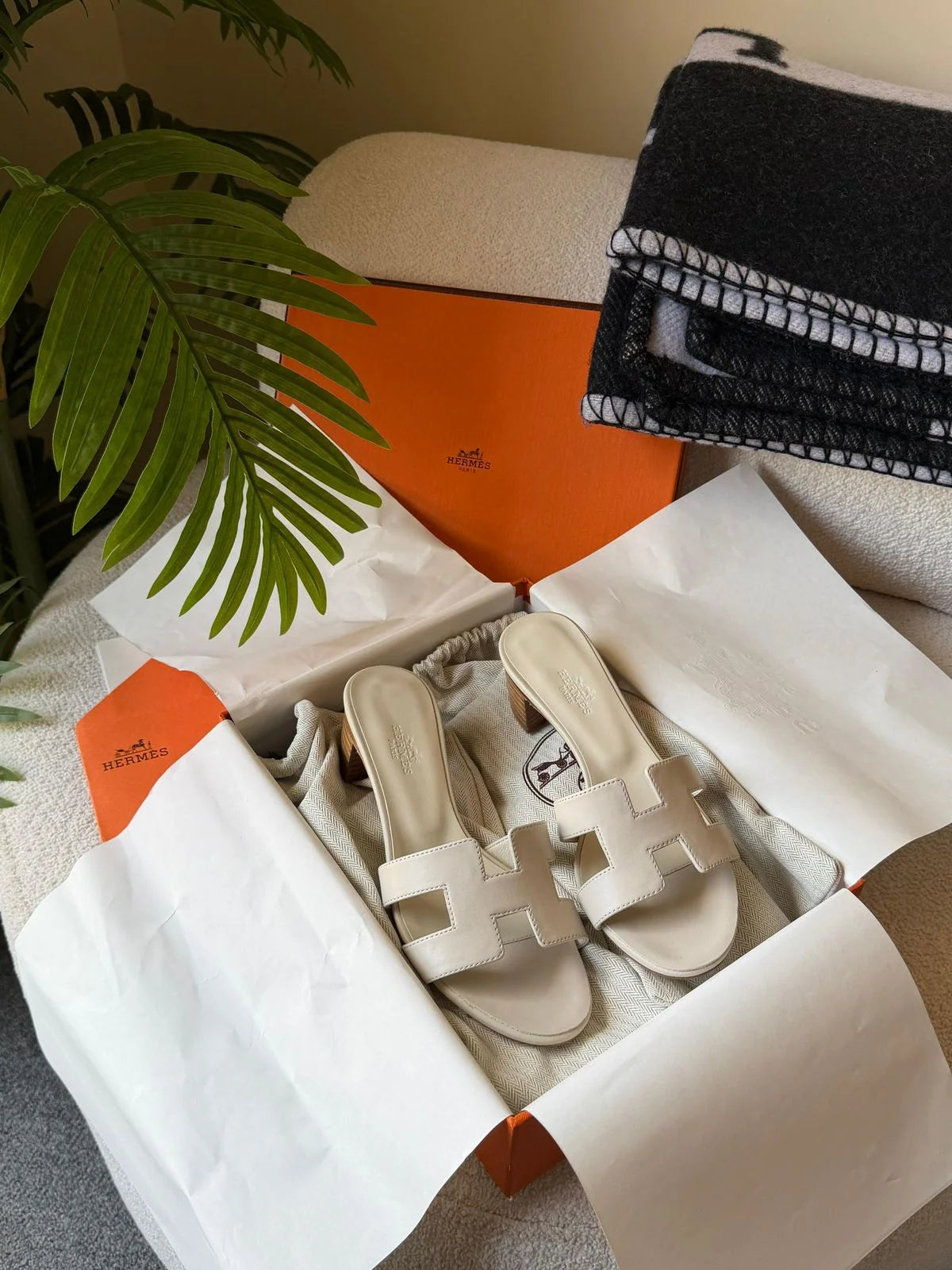 Hermès Oran Sandals