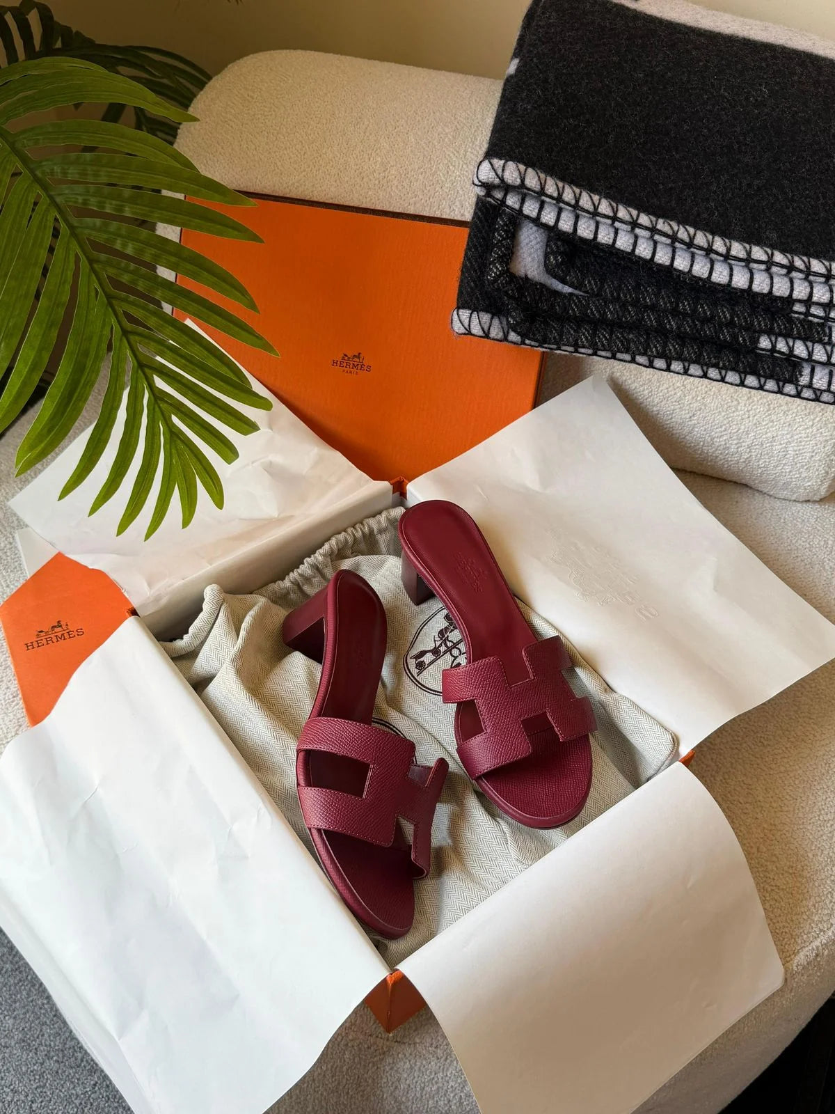 Hermès Oran Sandals