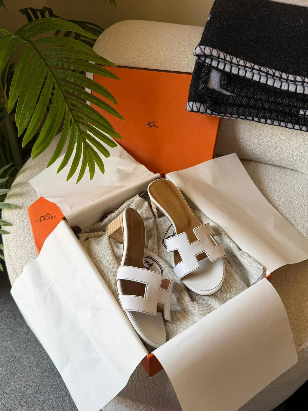 Hermès Oran Sandals