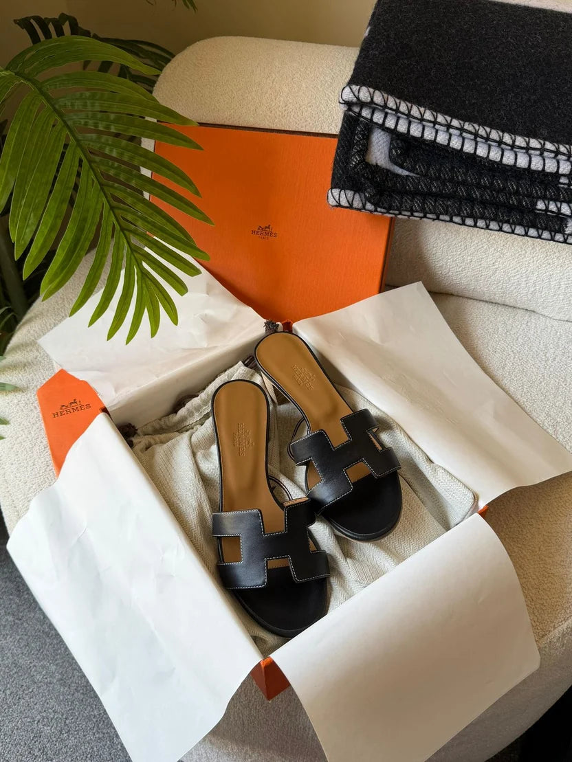 Hermès Oran Sandals