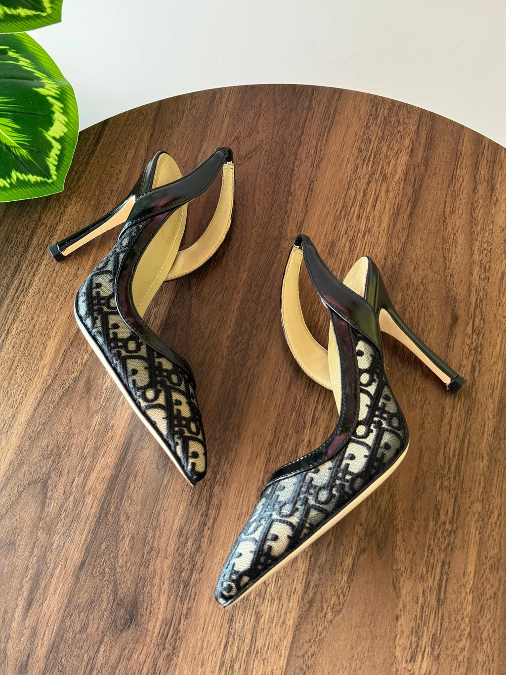 J'Adior Slingback Pump