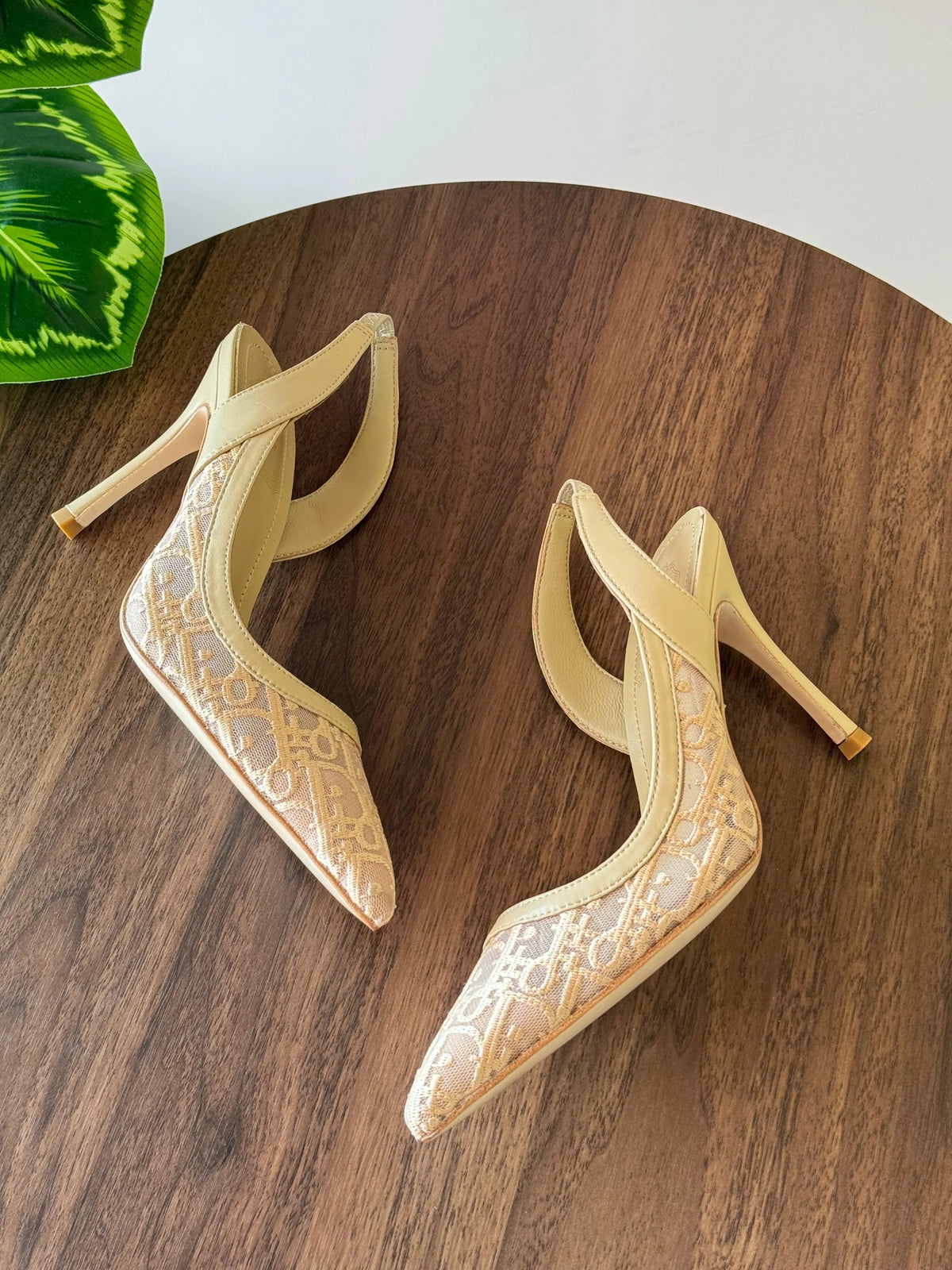 J'Adior Slingback Pump