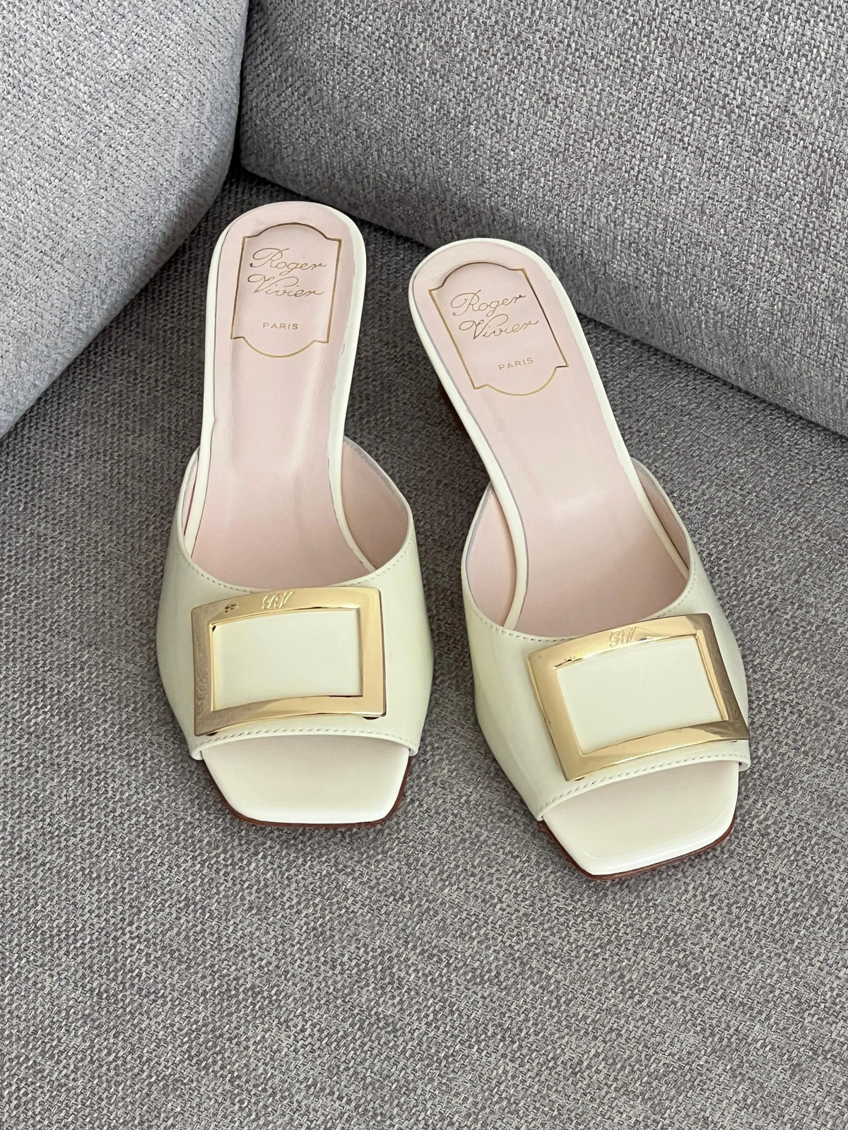 Roger Vivier Mules