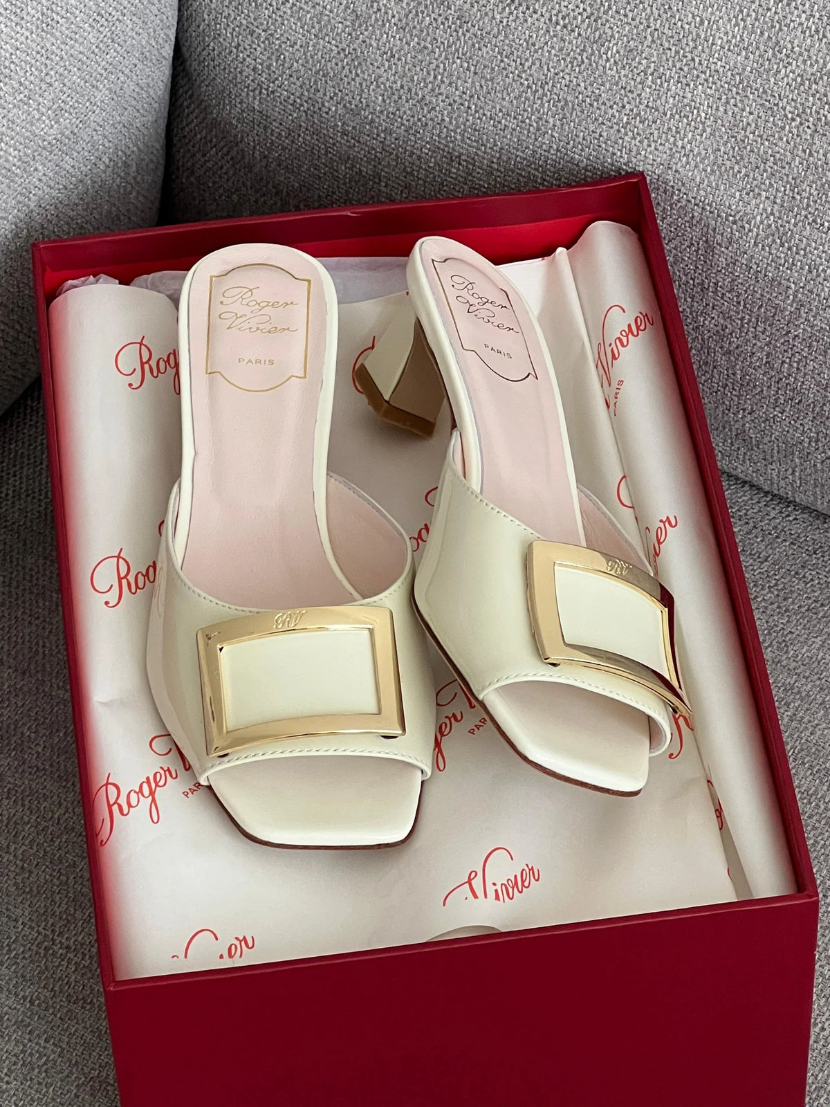 Roger Vivier Mules