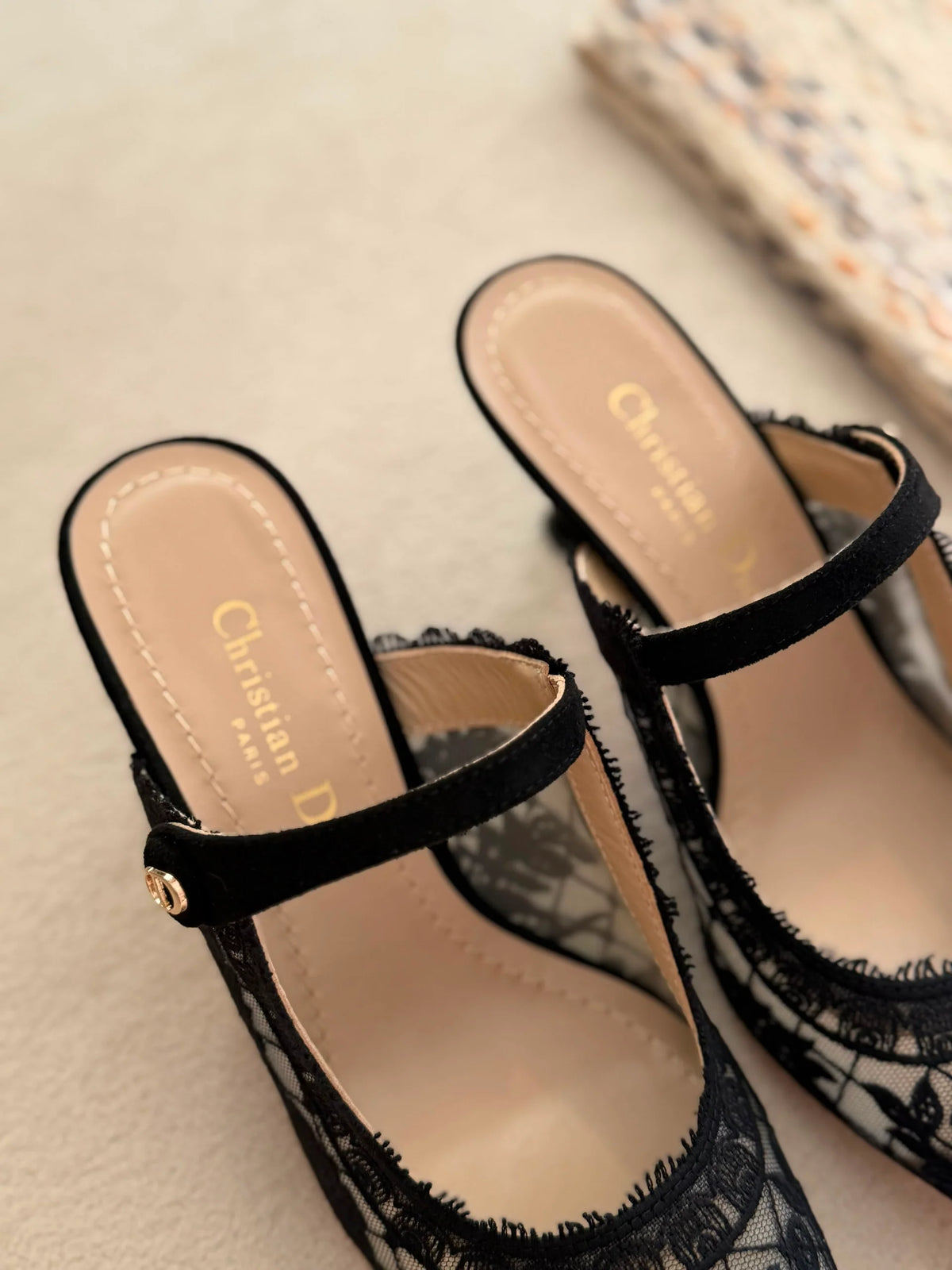 J'Adior Slingback Pump