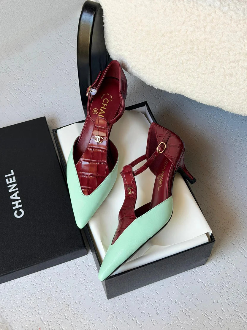 CHANEL Slingbacks - Lambskin & patent calfskin