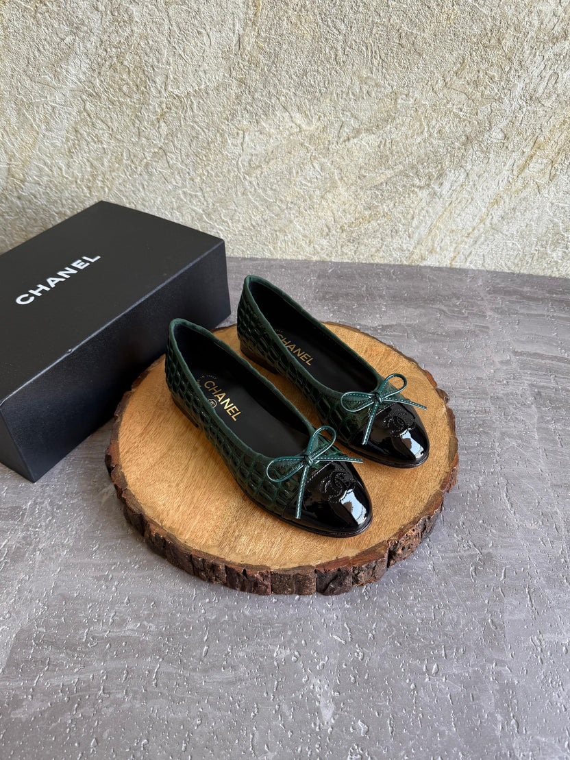 Chanel Ballet flats - Crocodile embossed patent