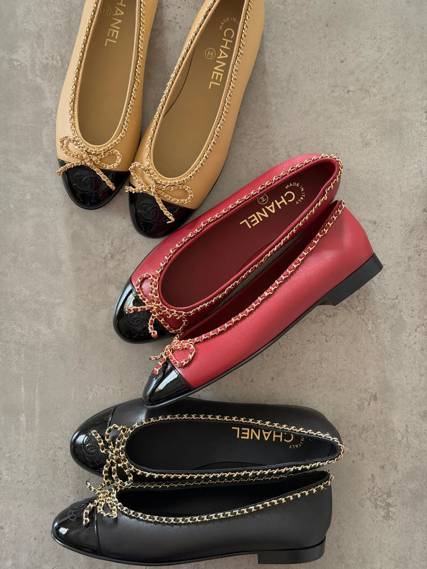 Chanel Ballerinas in Lambskin and Varnished Calfskin