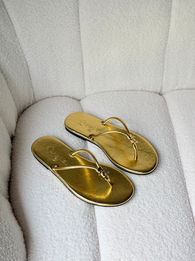 Chanel Thongs Crackled Laminated Calfskin