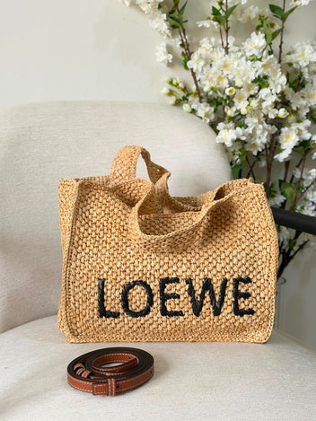 Loewe Font Tote in Woven Natural Raffia