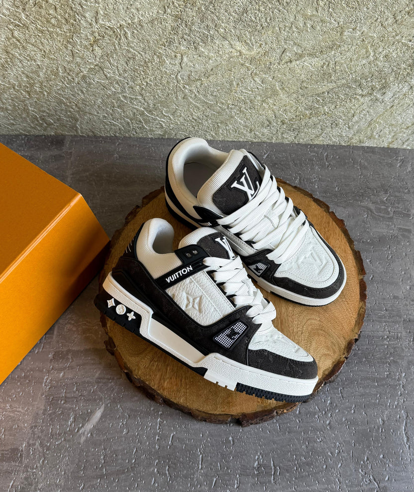 Louis Vuitton LV Trainer Sneakers