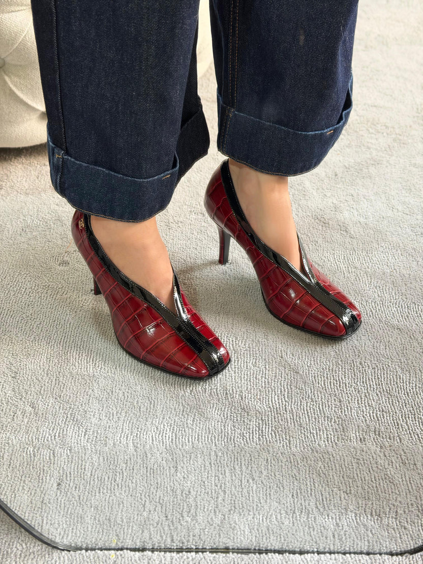 Chanel V-Cut Crocodile Embossed & Patent Calfskin Pumps