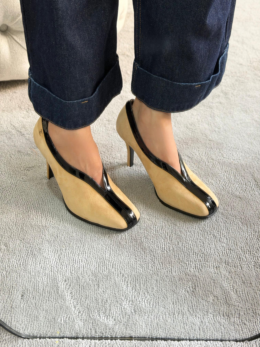 Chanel V-Cut Crocodile Embossed & Patent Calfskin Pumps