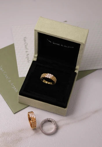 Van Cleef & Arpels Perlée Diamonds Ring