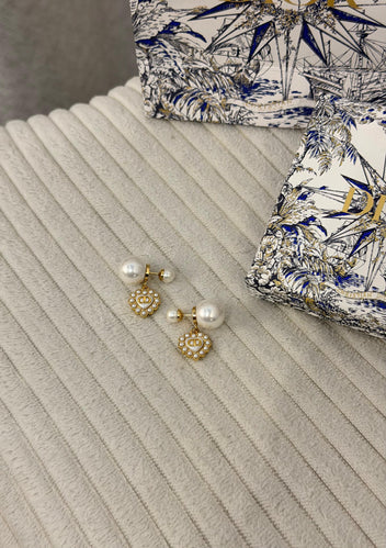 Dior Dioramour Heart Pearl Necklace and Earrings Set