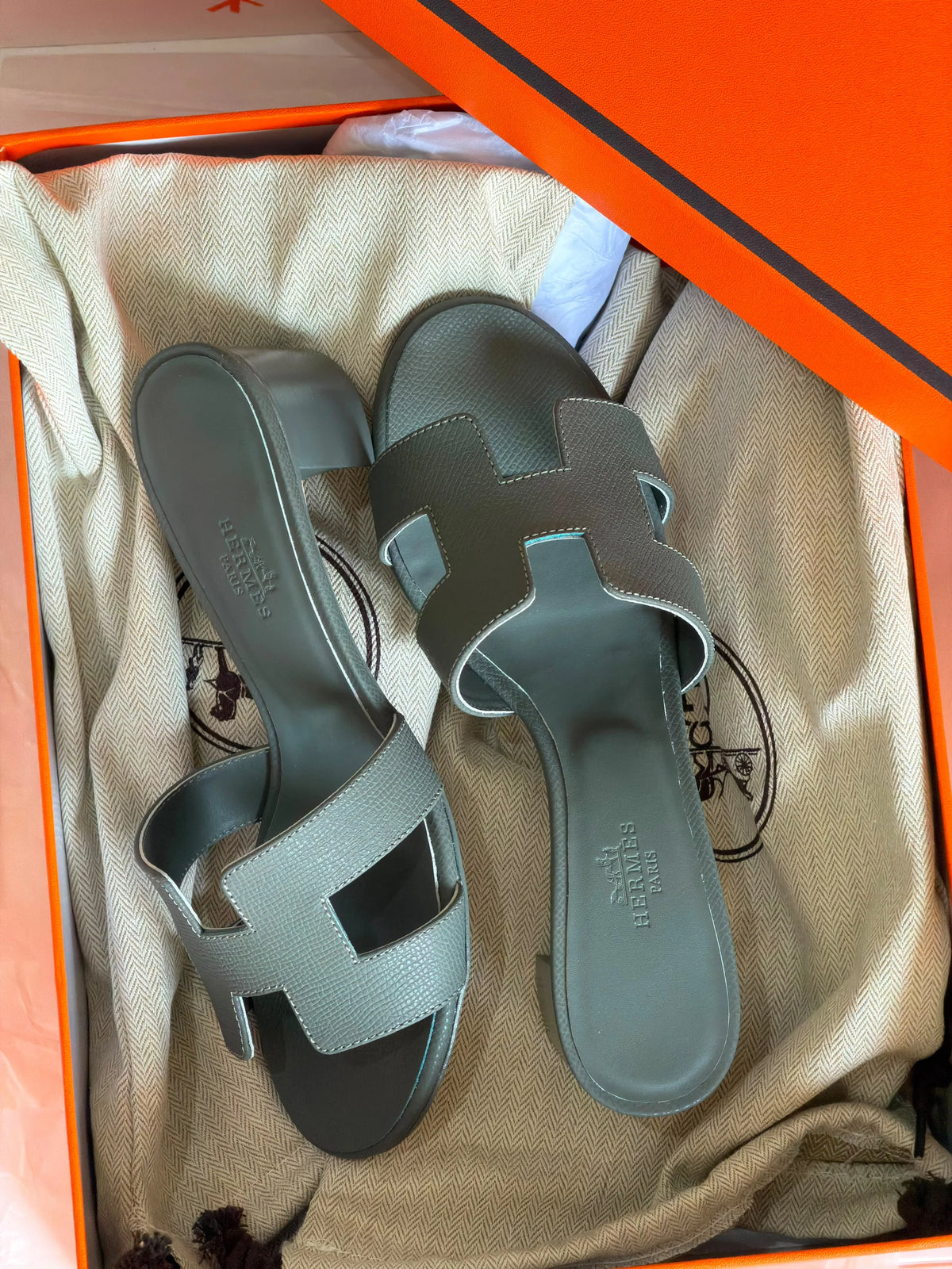 Hermes Oasis Sandals