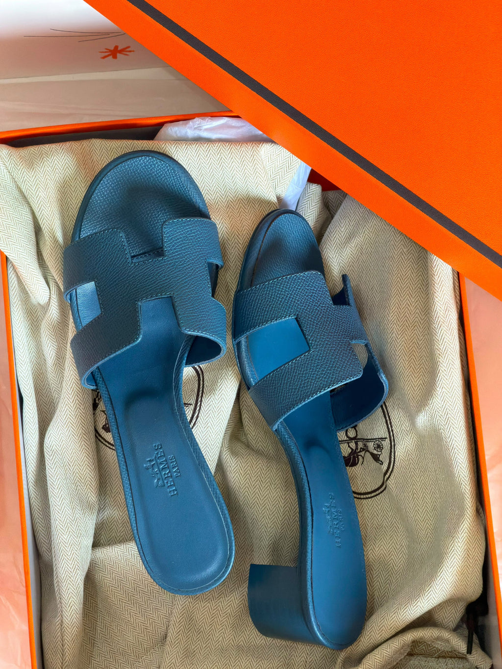 Hermes Oasis Sandals