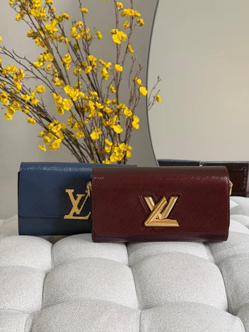 Louis Vuitton Twist West Bag