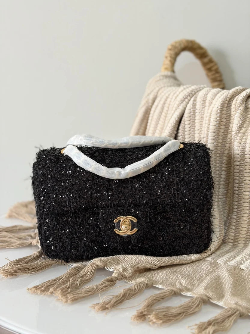 Chanel Small Flap Bag in Fringed Sequins