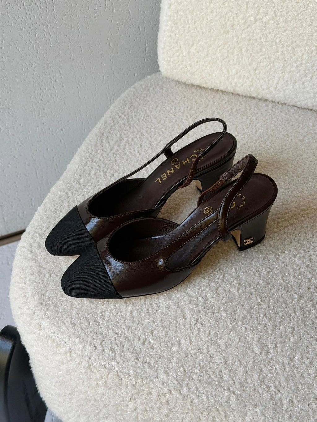 Chanel Slingbacks Heeled