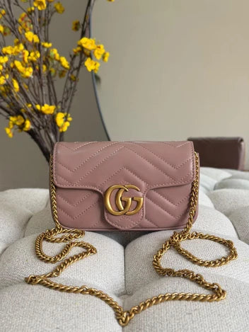 Gucci Super Mini GG Marmont Bag