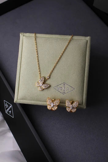 Van Cleef & Arpels Two Butterfly Diamond Pendant and Earrings Set