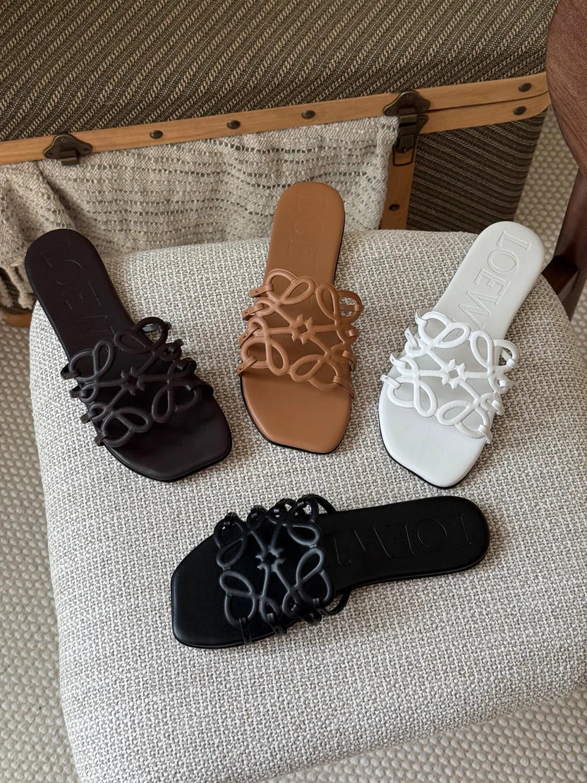LOEWE Petal Anagram Slides