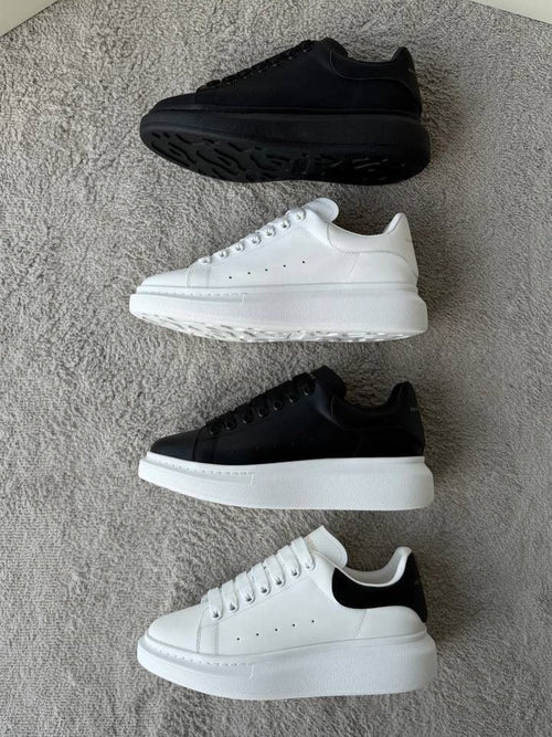 Alexander McQueen Oversized sneakers