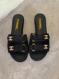 Chanel flat sandals in Suede