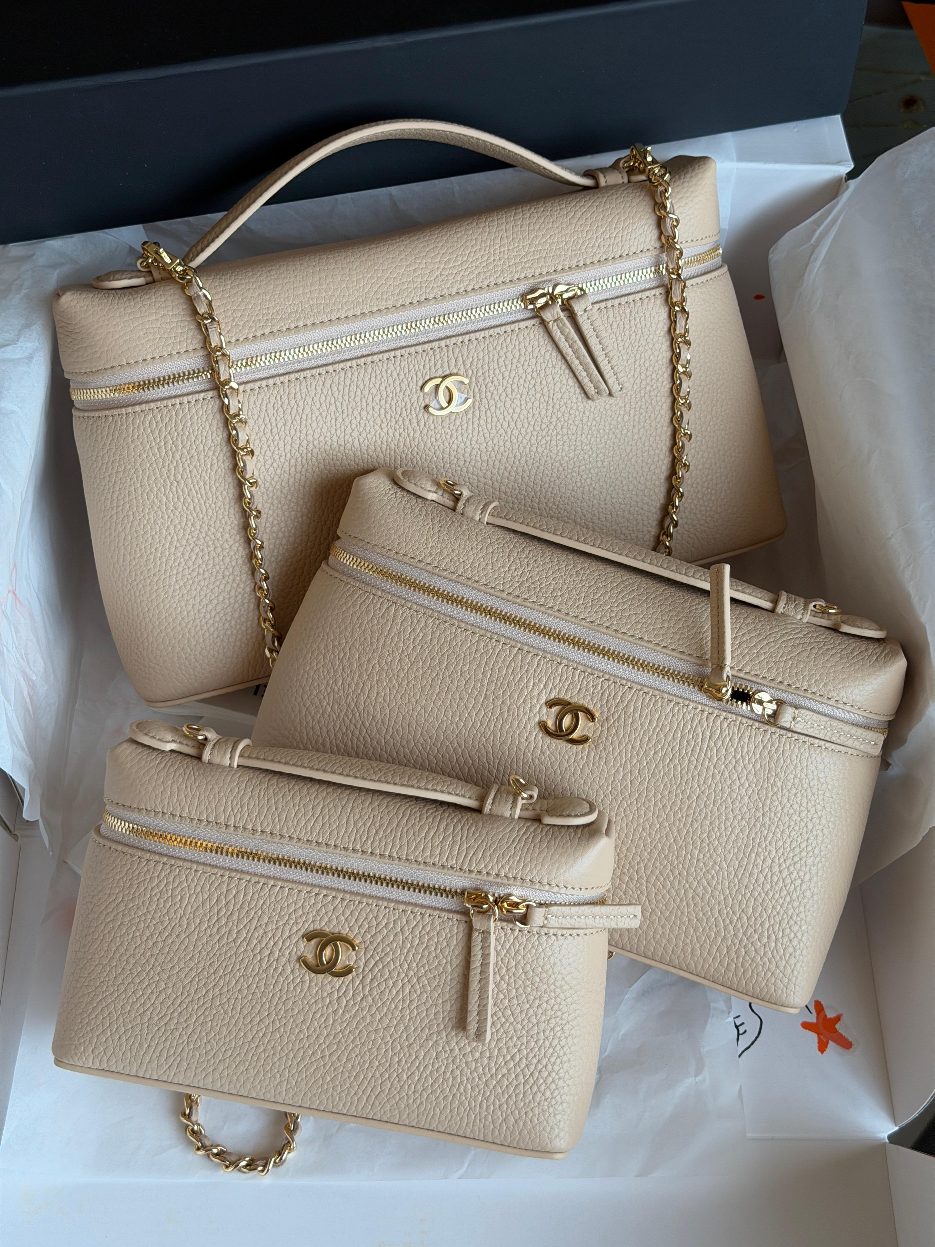 Chanel Vanity Case With Chain Size medium