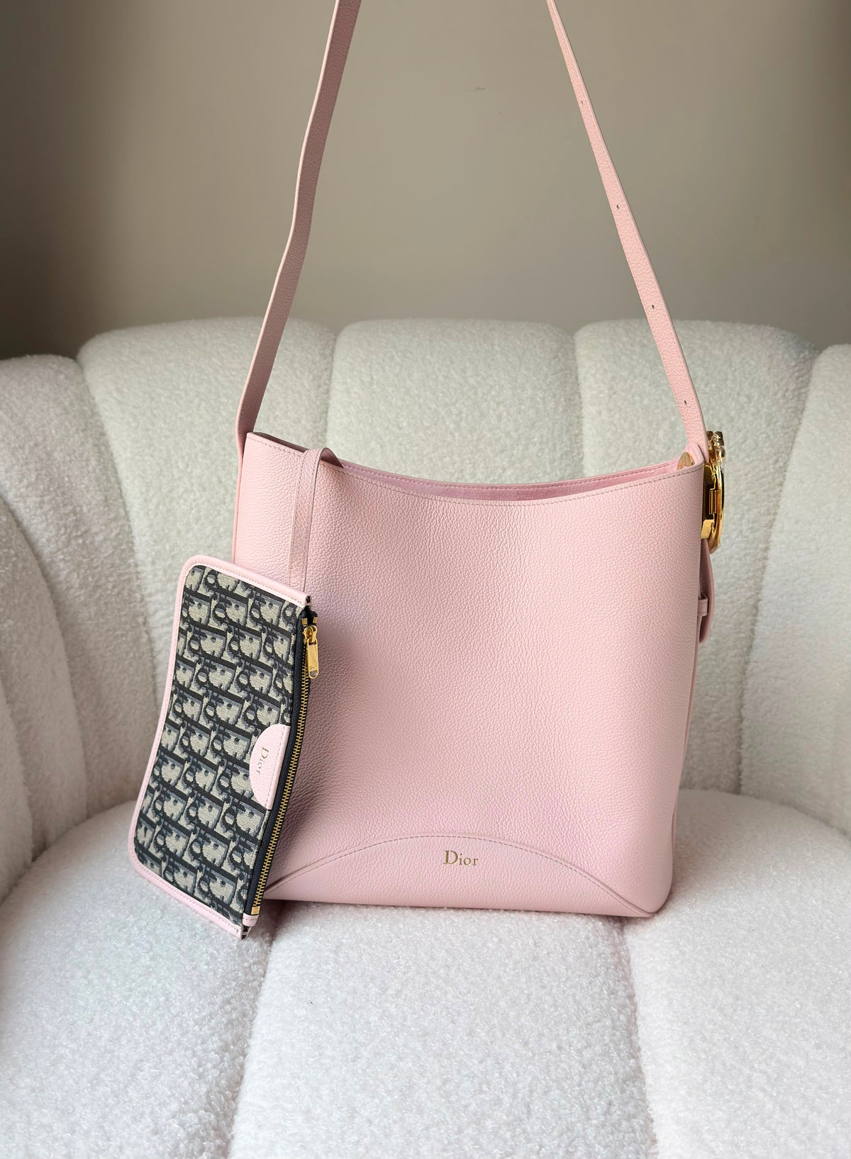 Dior Medaillon Bucket Bag (27 Cm)
