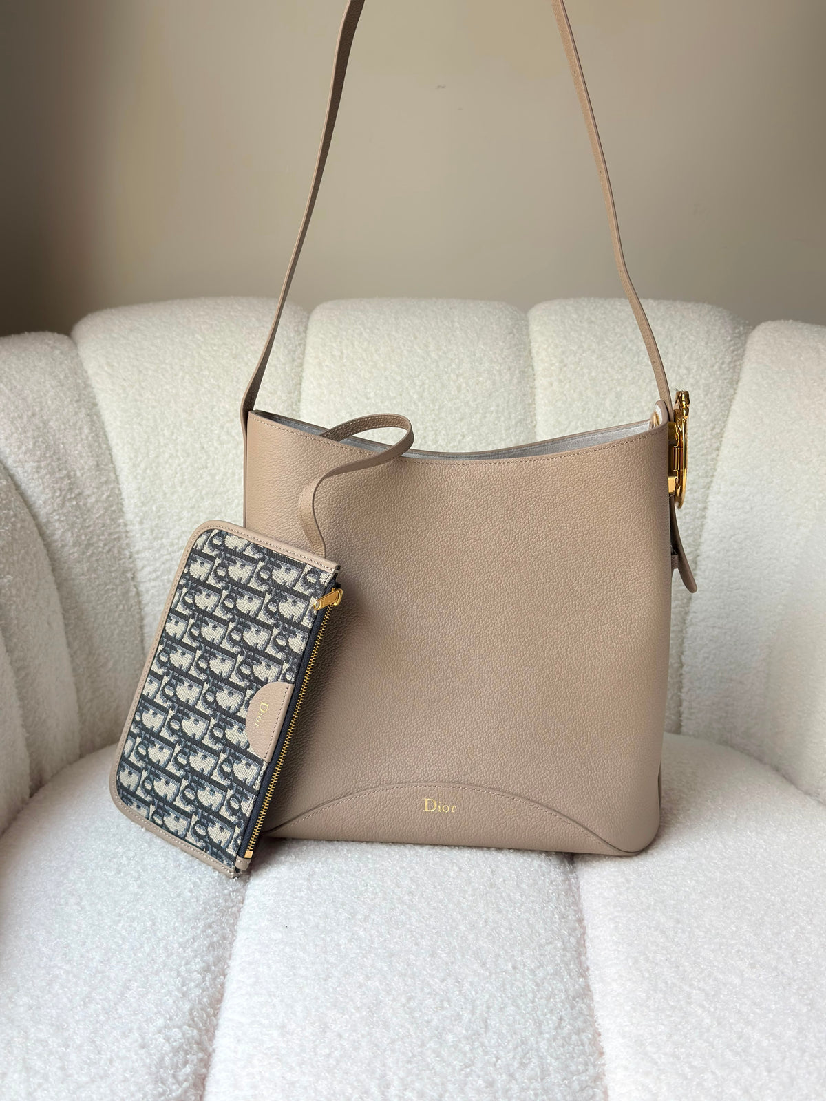 Dior Medaillon Bucket Bag (27 Cm)