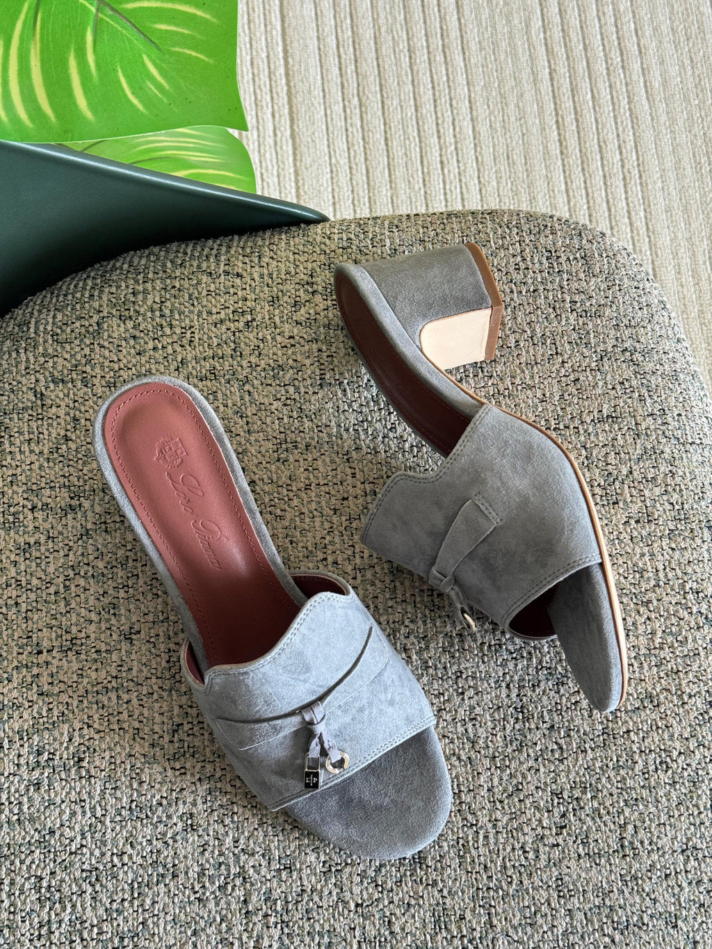 Loro Paina Sandals