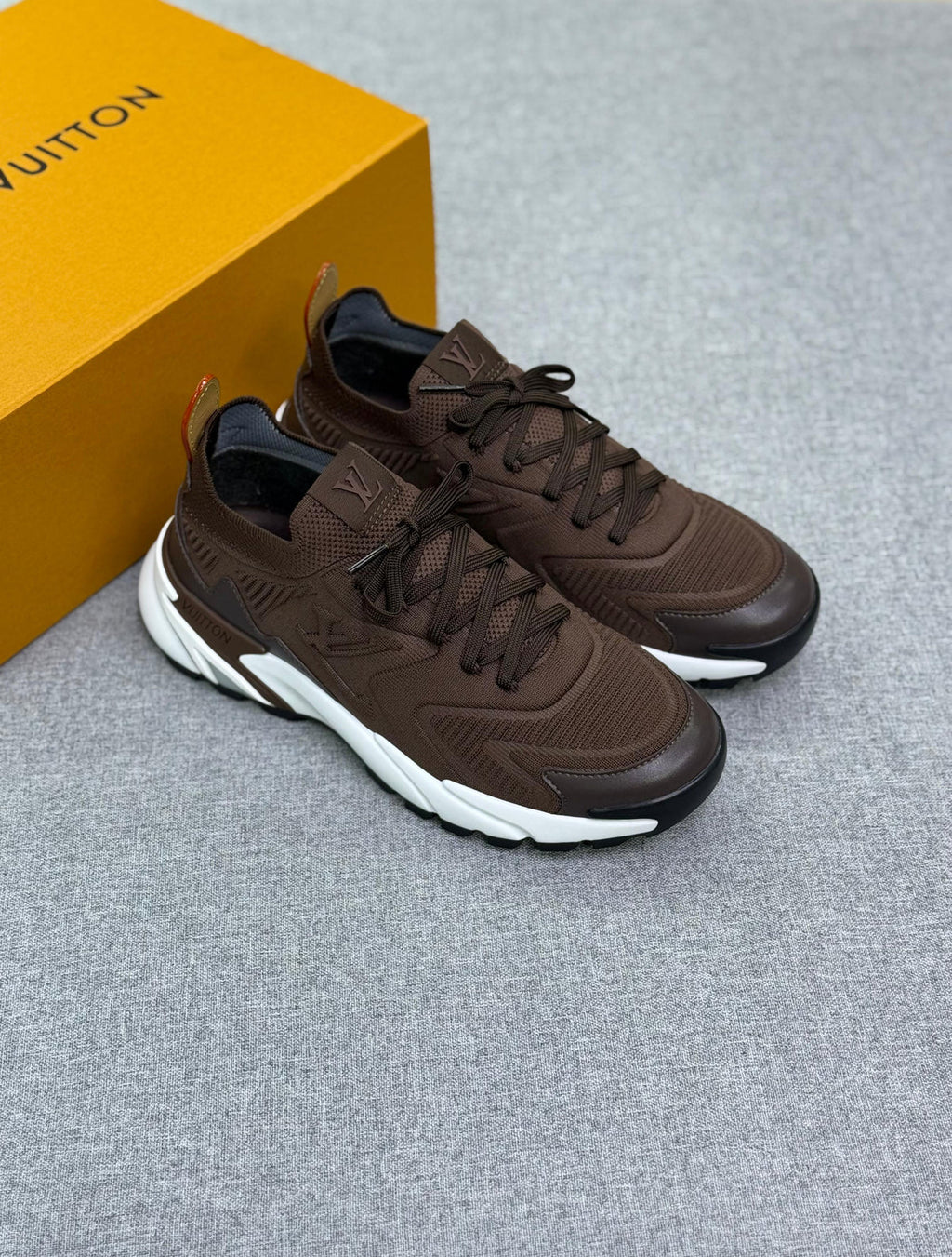 LV Runner Tatic Sneaker