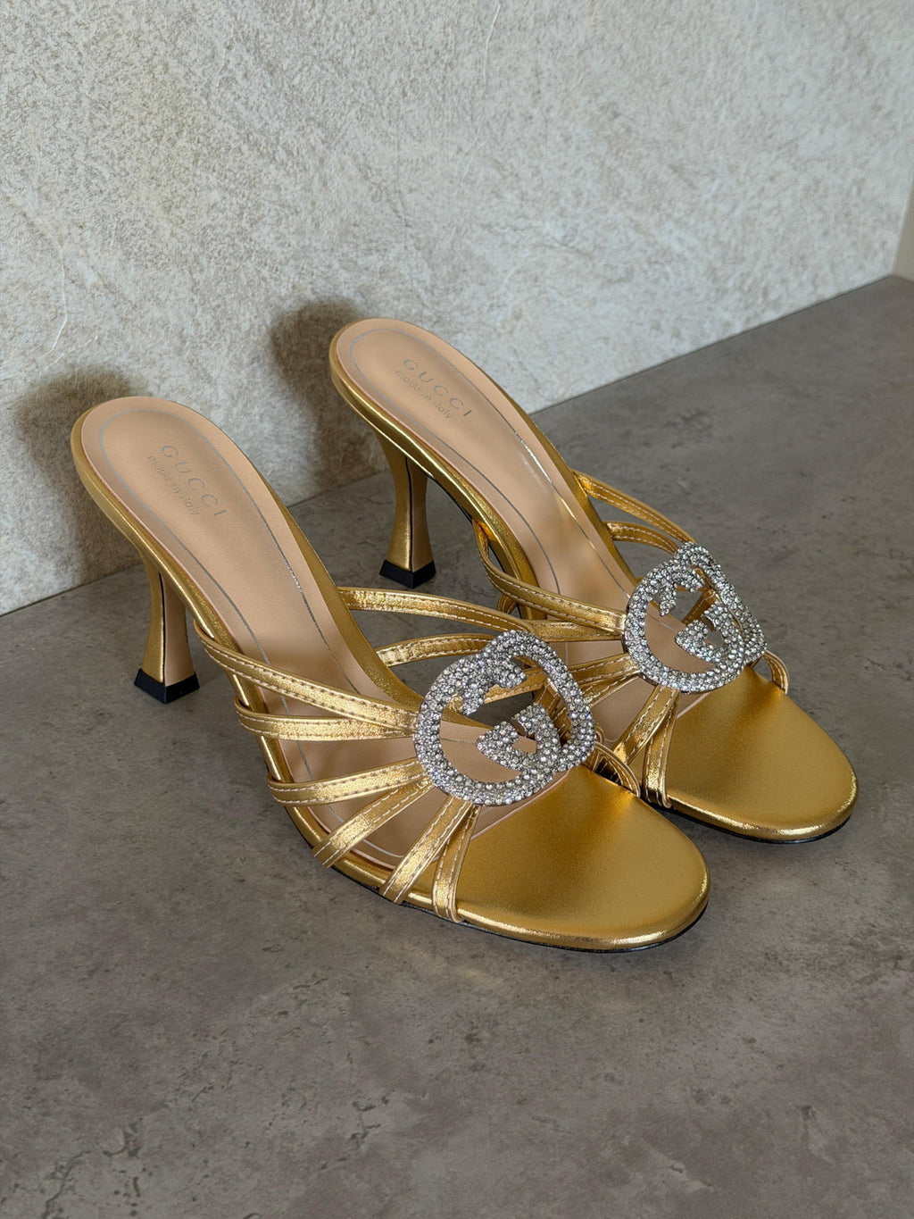 Gucci crystal Interlocking